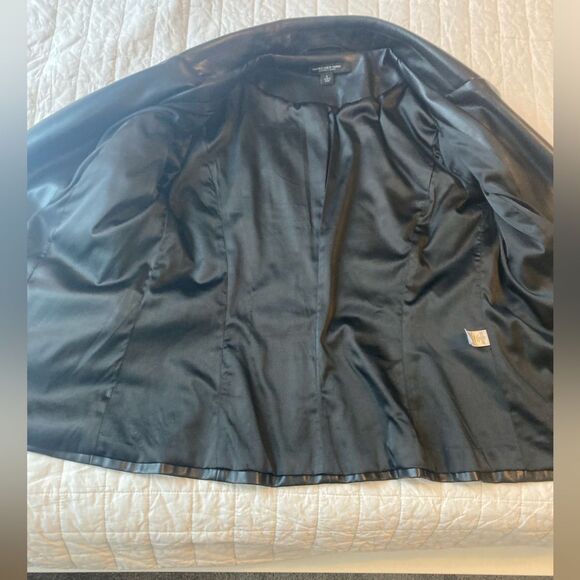 Andrew Marc One Button Fitted Vegan Leather Black Classic Blazer Jacket Size L - Picture 8 of 10